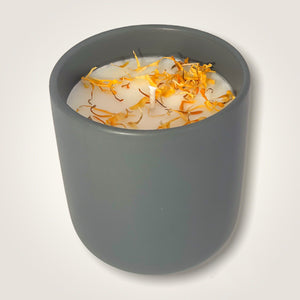 Summer soy candle
